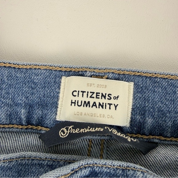 CITIZENS OF HUMANITY ISOLA SCULPT FLARE JEANS - Picture 3 of 9